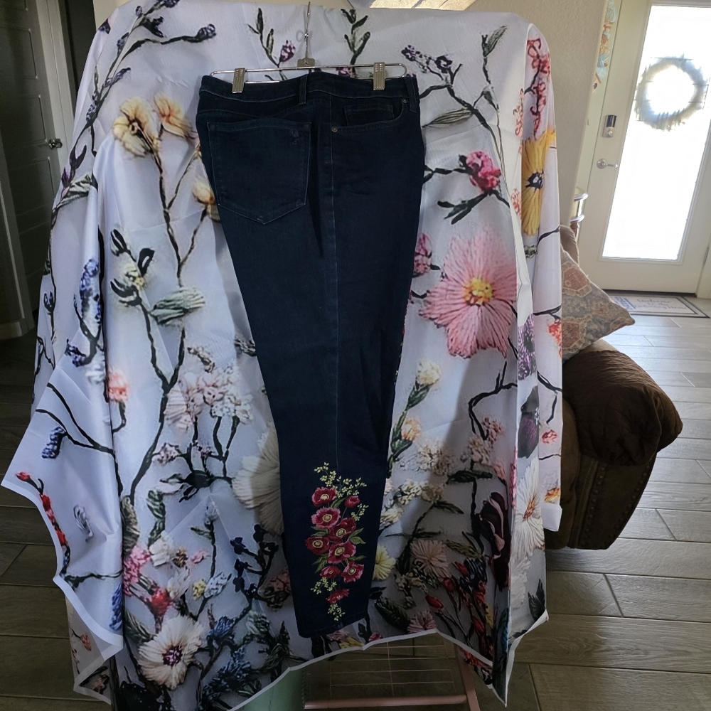 Floral Embroidered Dark Blue Jeans